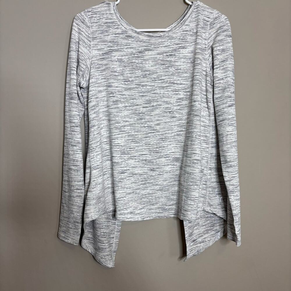 ZYIA Namaste Split Back Long Sleeve Activewear Shirt Gray White Large - Picture 4 of 8